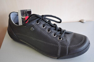 obuwie buty młodzieżowe czarne skórzane sznurowane z gore-tex Legero 6 801 01 r39  - wkładka 26,0cm