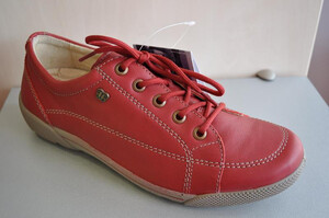 Czerwone obuwie buty młodzieżowe skórzane Legero 6 801 70 rozmiar tylko 6,5/26cm