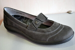 Buty obuwie młodzieżowe damskie Legero model 6 894 96 r41 w środku wkładka 27cm