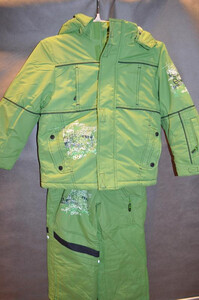 Kombinezon dwuczęściowy dziecięcy Coccodrillo Snowy proof SNO Z111 52102SNO zielone spodnie r134, 140